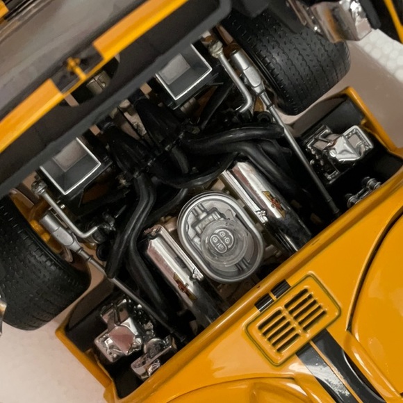 Die cast 1966 GT Mark 11 7 liter/427 just open box to take photos - Picture 6 of 11